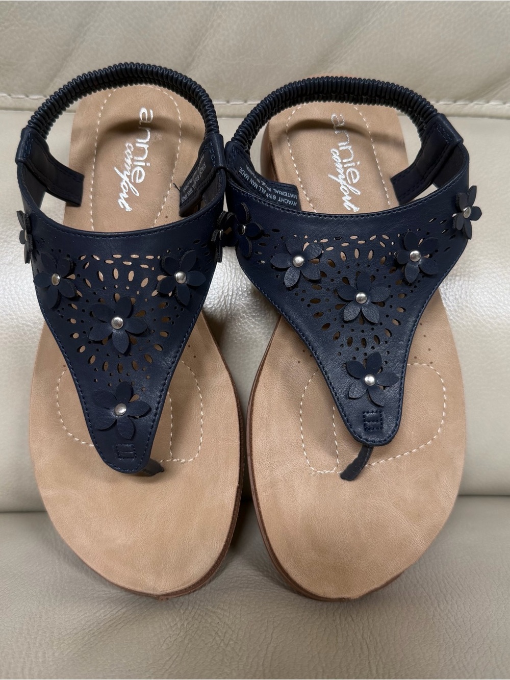 Annie Comfort navy Sandals size 6.5